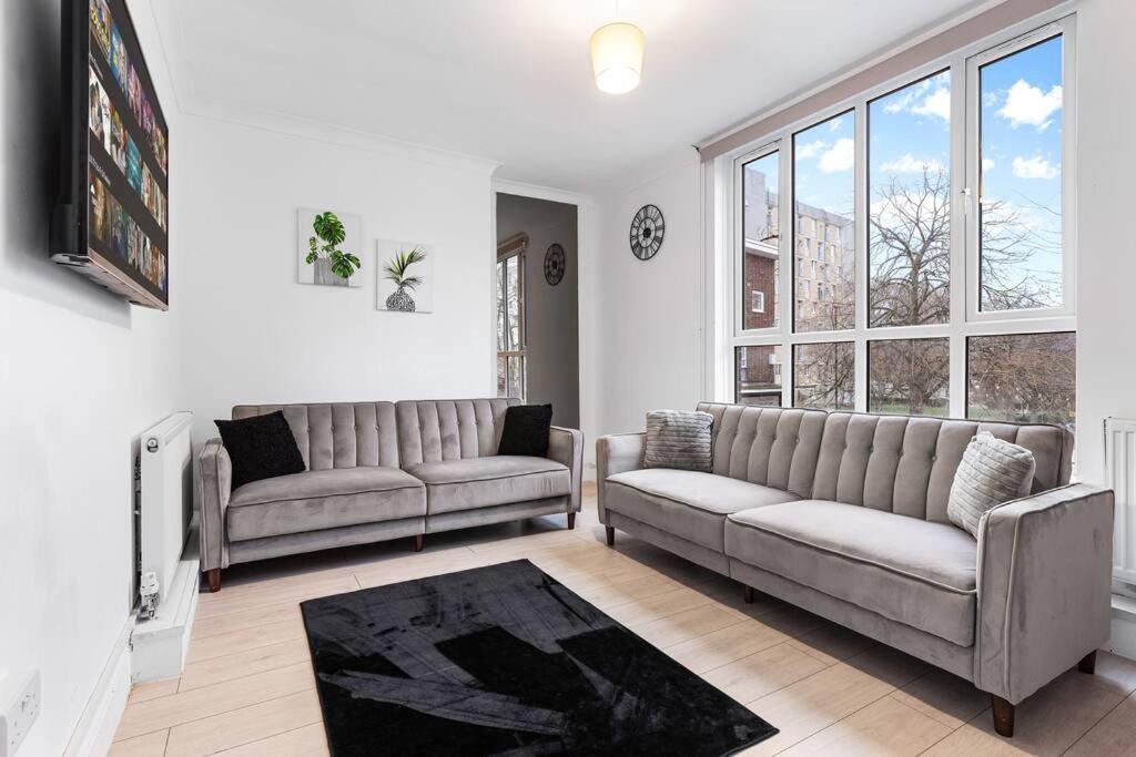 Holiday Home Near Kings Cross Sleep 12 Sp7 ลอนดอน ภายนอก รูปภาพ